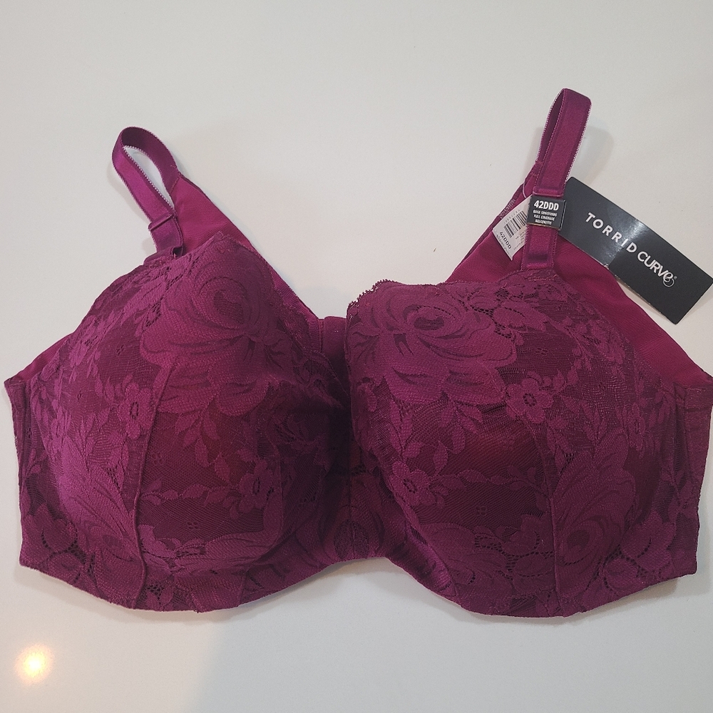 NWT Torrid Curve Full Coverage Body Smoothing Ballet Back Bra in Size 42DDD